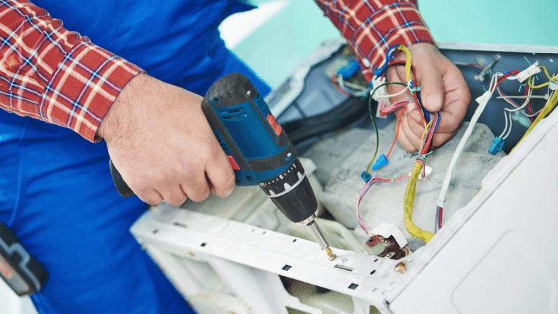 Bayraklı Fagor Fagor çamaşır makinesi kart tamiri – Su almama arızası orijinal parça ile giderildi. - Teknik servis örneği